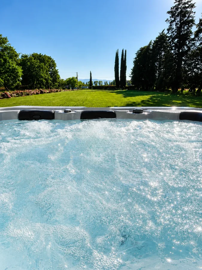piscina-idromassaggio